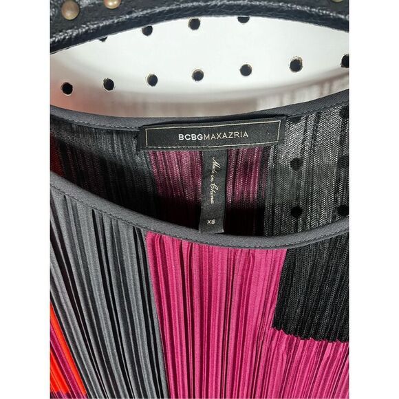 BCBGMAXAZRIA KYLER PLEATED COLOR BLOCKED DRESS size xs - Picture 9 of 9